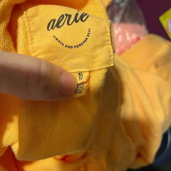 Aerie pullover - Picture 9 of 9